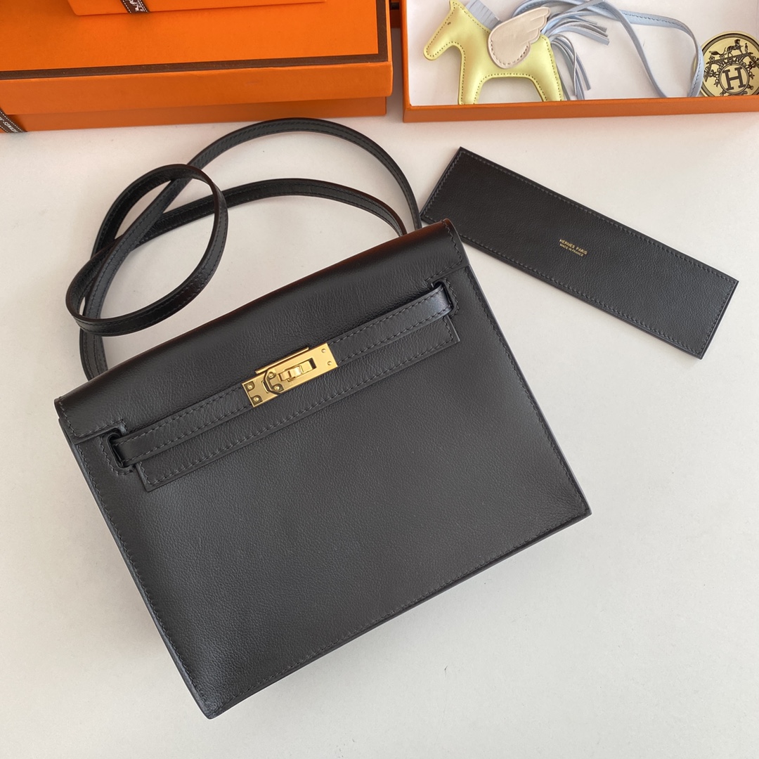 Hermes Kelly Danse Evercolor Bag In Black Color